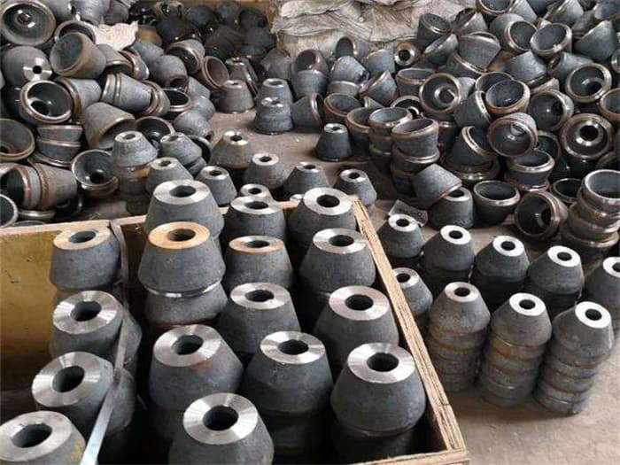 白城水泥厂网架安装