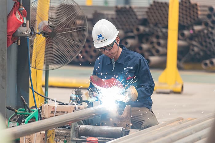 白城螺栓球网架定制